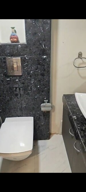 Washroom in 1.5 BHK Apartment at Lodha Eternis, Andheri East – for Rent