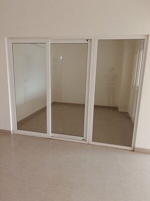 Building Lobby in 3.5 BHK Apartment at Emaar Emerald Floors Premier, Sector 65 – for Rent