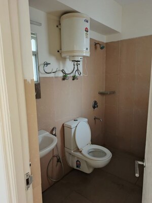 Bathroom in 4 BHK Apartment at Emaar Emerald Floors, Sector 65 – for Rent
