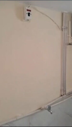 Room in 1 BHK Apartment at Gurukripa CHS Dadar West, Dadar West – for Rent