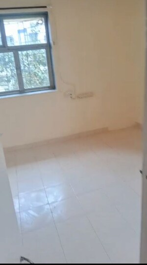 Room in 1 BHK Apartment at Gurukripa CHS Dadar West, Dadar West – for Rent