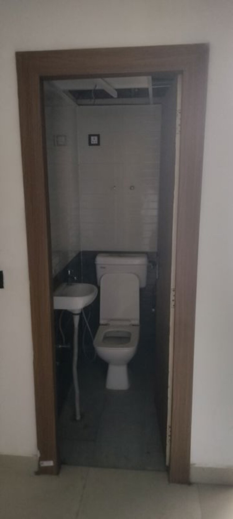 Washroom, sector 108 1 Bedroom 350 Sq.Ft. Apartment In Sector 108 Gurgaon 10709602