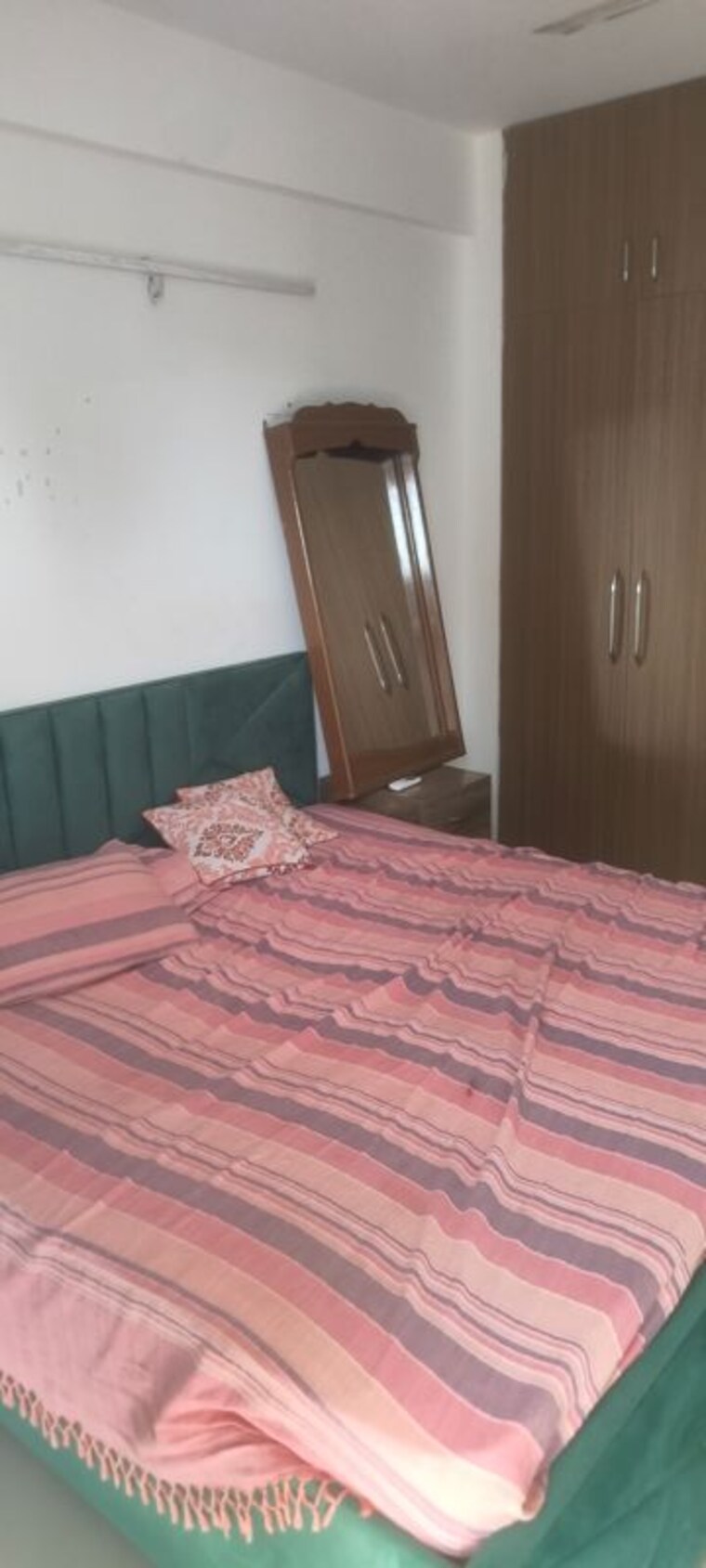 Bedroom, sector 108 1 Bedroom 350 Sq.Ft. Apartment In Sector 108 Gurgaon 10709602