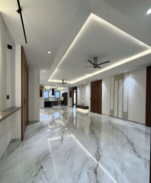 Building Lobby in 3 BHK Builder Floor at New Industrial Township – for Sale