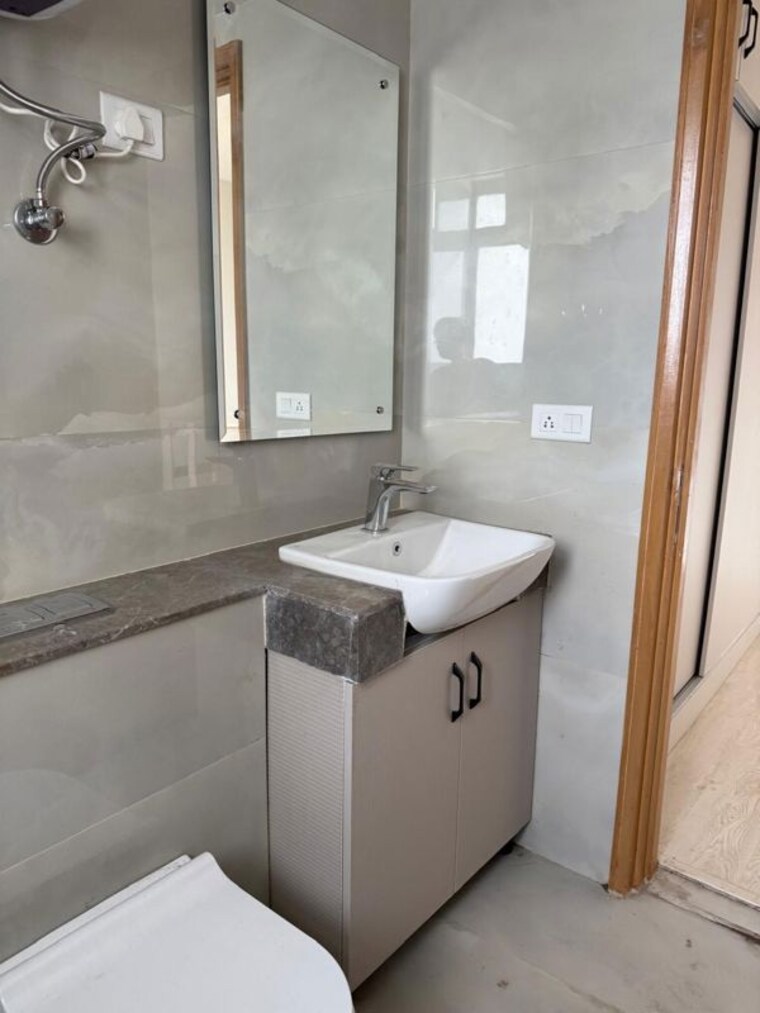 Bathroom, m3m-heights 3.5 Bedroom 2040 Sq.Ft. Apartment In Sector 65 Gurgaon 10709690