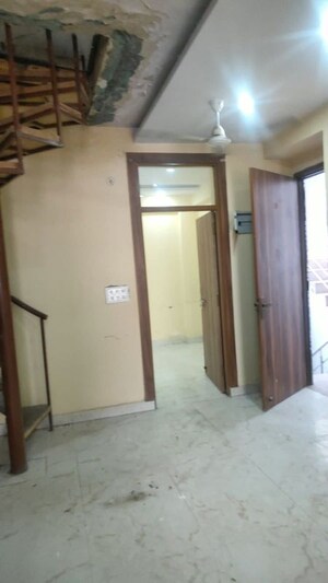 Room in 2 BHK Apartment at Vihaan Vista, Sector 1 Greater Noida – for Sale