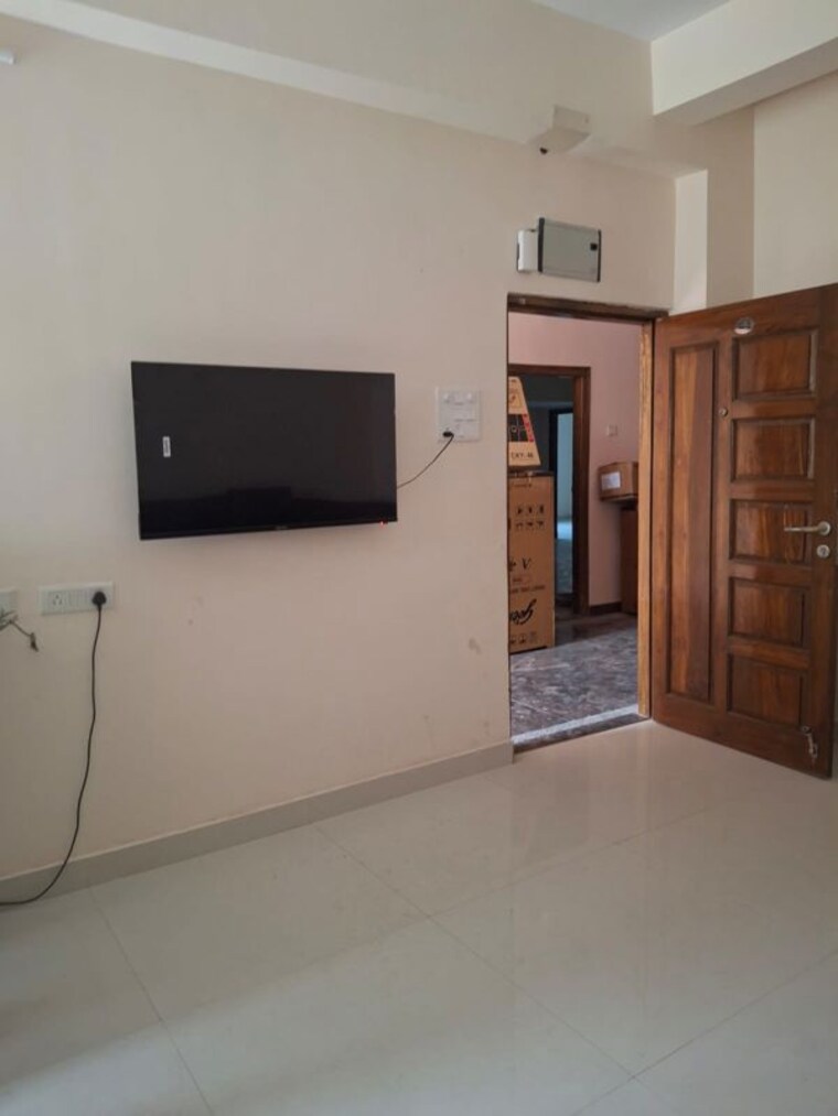 Room, rr-tropicana 2 Bedroom 1220 Sq.Ft. Apartment In Narsingi Hyderabad 10709735