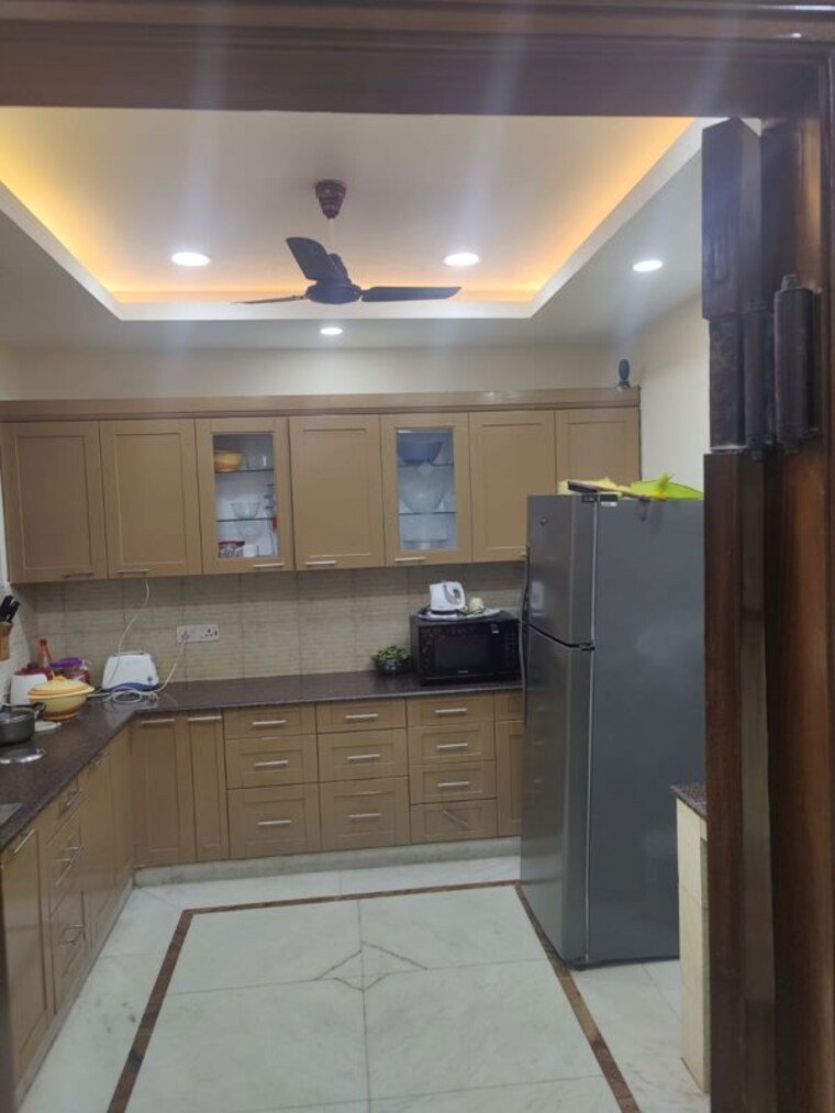 Kitchen, new friends colony 4 Bedroom 3000 Sq.Ft. Builder Floor In New Friends Colony Delhi 10709776