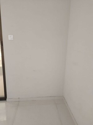 Room in 2 BHK Apartment at Futuristic The Spectrum, Tathawade – for Sale