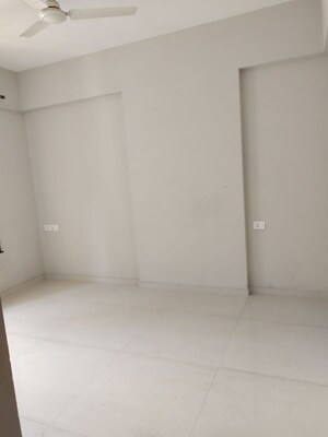 Room in 2 BHK Apartment at Futuristic The Spectrum, Tathawade – for Sale