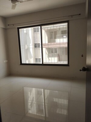 Room in 2 BHK Apartment at Futuristic The Spectrum, Tathawade – for Sale
