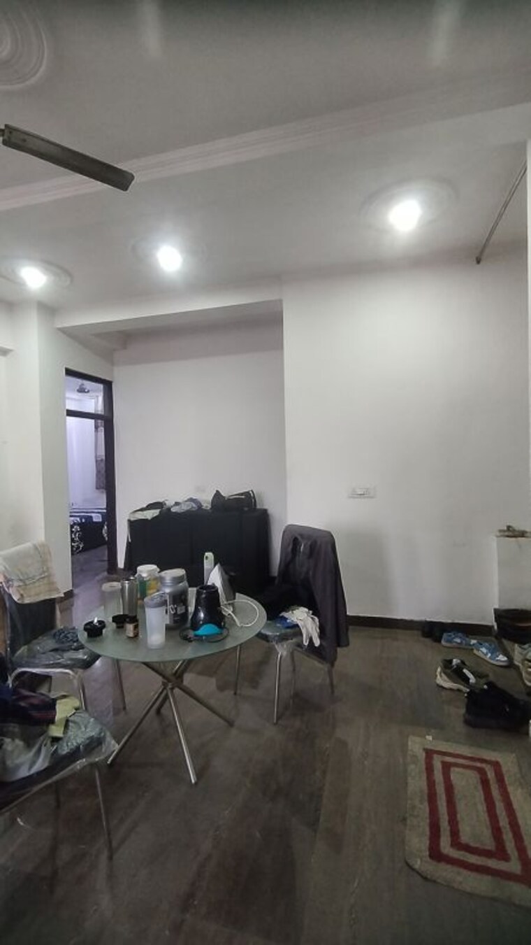 Team Area, sector 39 3 Bedroom 1200 Sq.Ft. Builder Floor In Sector 39 Gurgaon 10709836