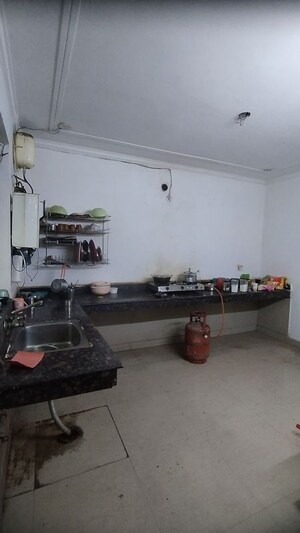 Living Room in 3 BHK Builder Floor at Sector 39 – for Rent