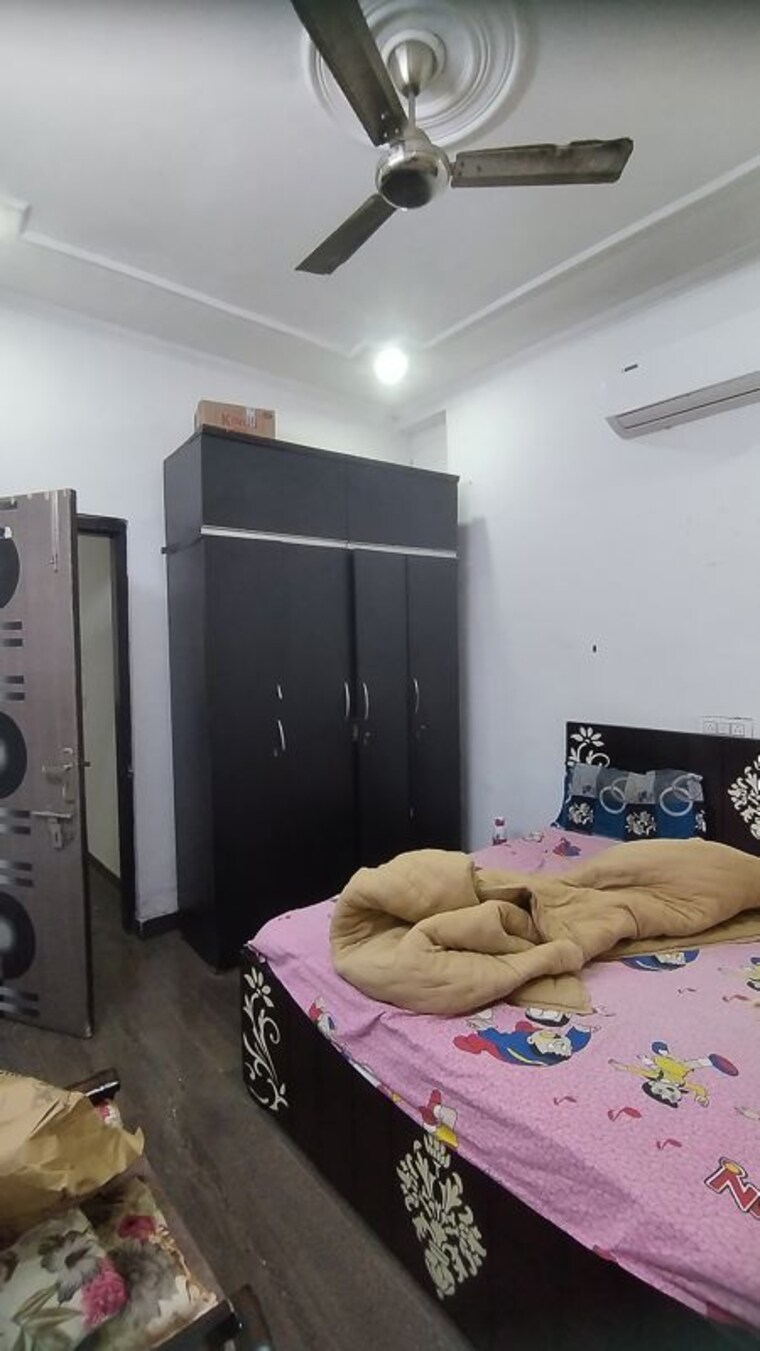 Bedroom, sector 39 3 Bedroom 1200 Sq.Ft. Builder Floor In Sector 39 Gurgaon 10709836