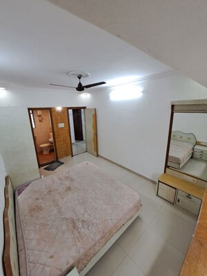 2 BHK Apartment For Rent in Yashodham Complex, Goregaon East