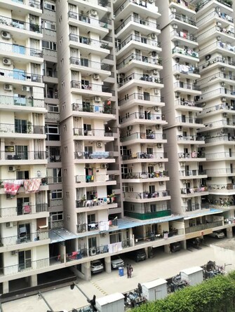 2.5 BHK 1045 Sq.Ft. Apartment in River Heights Plaza