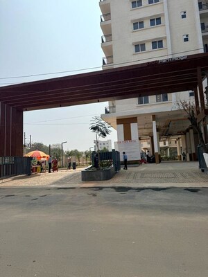 Parking in 3 BHK Apartment at DSR Park Ridge, Nallagandla – for Sale