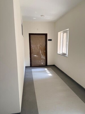 Room in 3 BHK Apartment at DSR Park Ridge, Nallagandla – for Sale