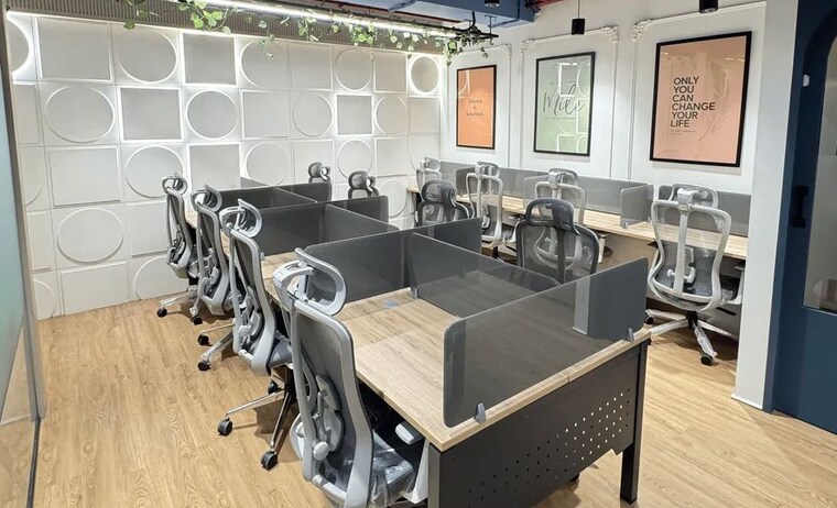 Team Area, marathon-icon Commercial Office Space 870 Sq.Ft. In Lower Parel Mumbai 10709876