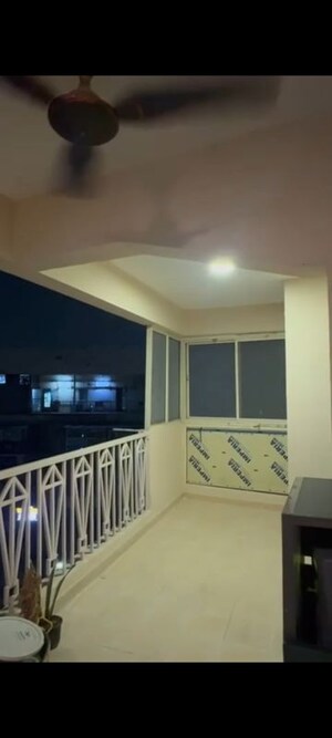 Bedroom in 3 BHK Apartment at Gaur City 7th Avenue, Sector 4 Greater Noida – for Rent