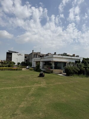 Staircase in  Plot at Supertech Golf Country Plots, Sector 22b Yamuna Expressway – for Sale