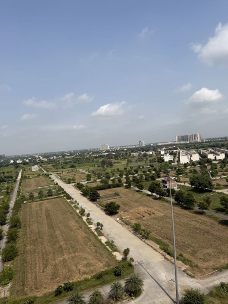 Swimming Pool, supertech-golf-country-plots  100 Sq.Yd. Plot In Sector 22b Yamuna Expressway Greater Noida 10709910