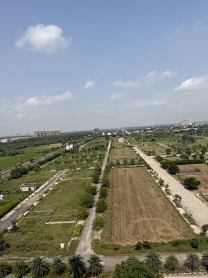 Swimming Pool in  Plot at Supertech Golf Country Plots, Sector 22b Yamuna Expressway – for Sale