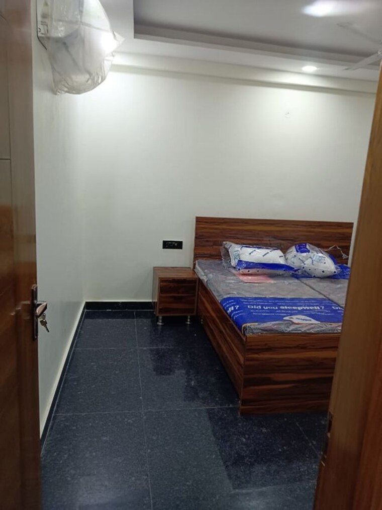 Bedroom, sector 46 1 Bedroom 450 Sq.Ft. Builder Floor In Sector 46 Gurgaon 10709909