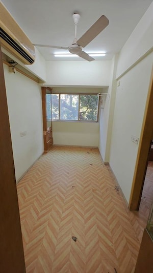 Room in 2 BHK Apartment at Byculla – for Sale