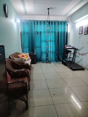 Living Room in 2 BHK Apartment at Sector 63 – for Rent