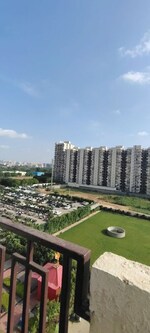 2 BHK 800 Sq.Ft. Apartment in Signature Global The Roselia