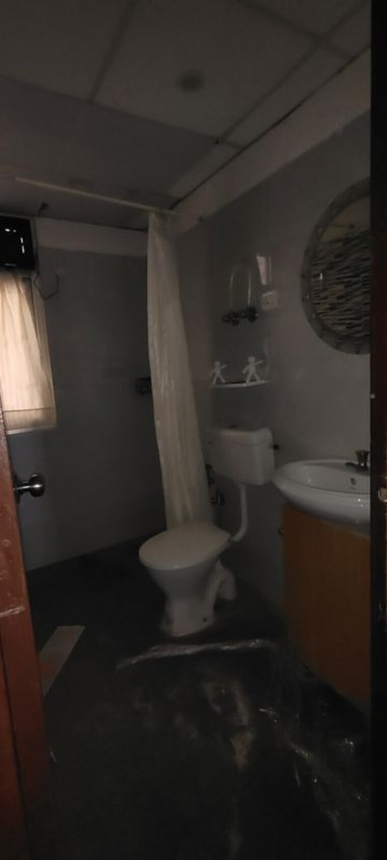 Bathroom, signature-global-the-roselia 2 Bedroom 800 Sq.Ft. Apartment In Sector 95a Gurgaon 10709947