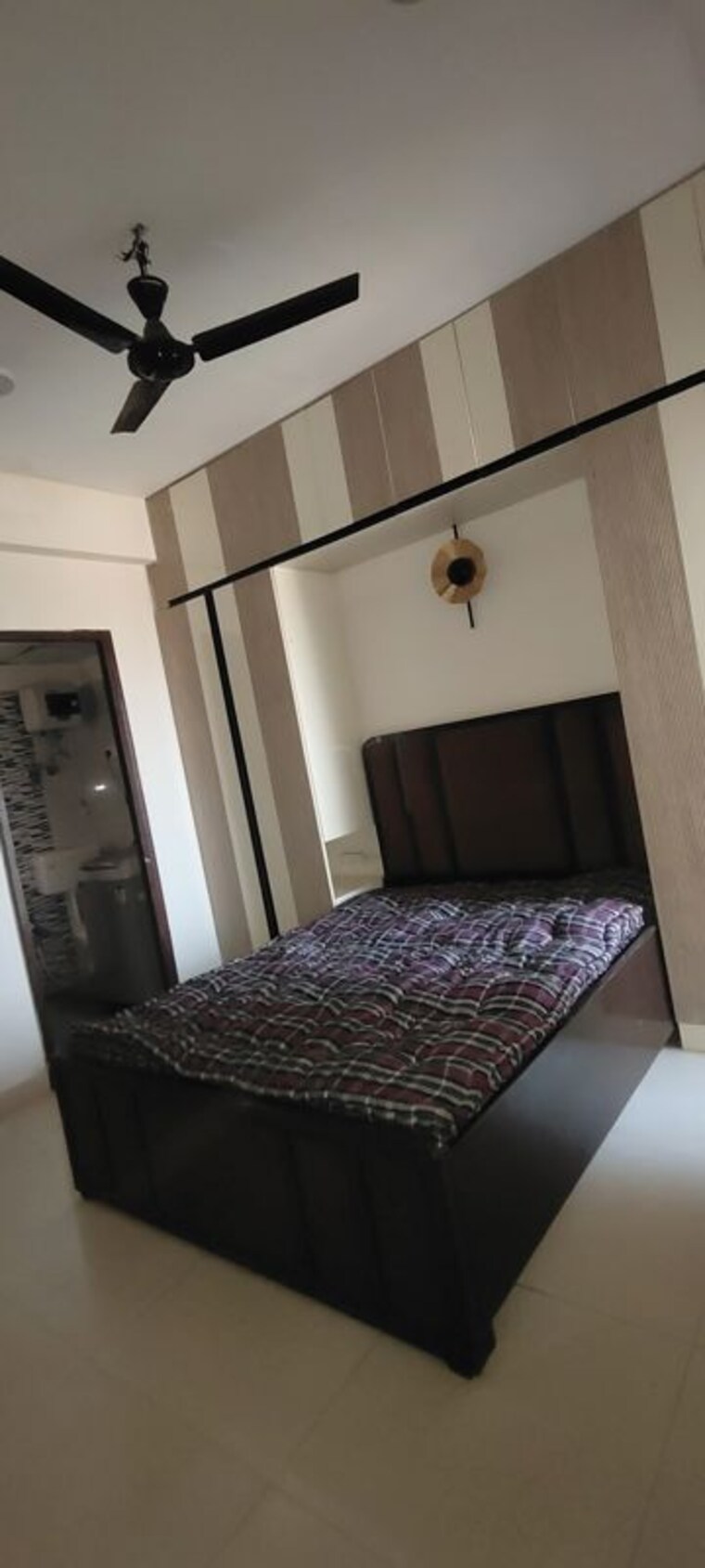 Bedroom, signature-global-the-roselia 2 Bedroom 800 Sq.Ft. Apartment In Sector 95a Gurgaon 10709947