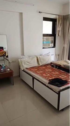 Bedroom in 2 BHK Apartment at Chembur – for Rent