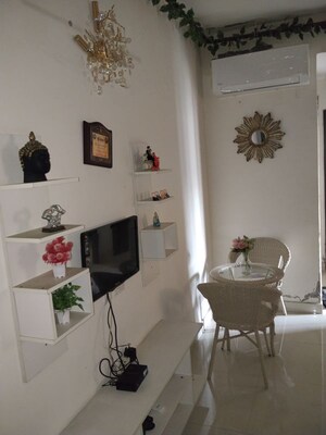 Team Area in 2 BHK Apartment at Signature Global The Roselia, Sector 95a – for Rent
