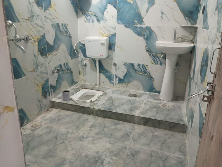 Bathroom, xu 2 greater noida 2 Bedroom 120 Sq.Ft. Villa In Xu 2 Greater Noida Greater Noida 10709953
