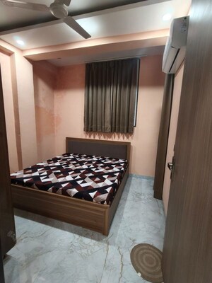 Bedroom in 2 BHK Builder Floor at Sector 51 – for Rent
