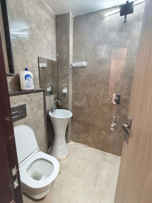 Bathroom in 2 BHK Builder Floor at Sector 51 – for Rent