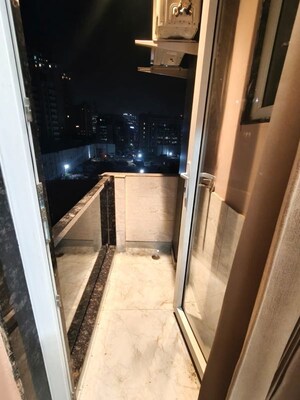Balcony in 2 BHK Builder Floor at Sector 51 – for Rent