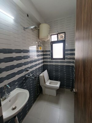 Staircase in 1 BHK Apartment at Saket – for Rent