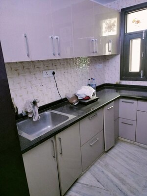 Kitchen in 5 BHK Independent House at Shalimar Bagh – for Sale
