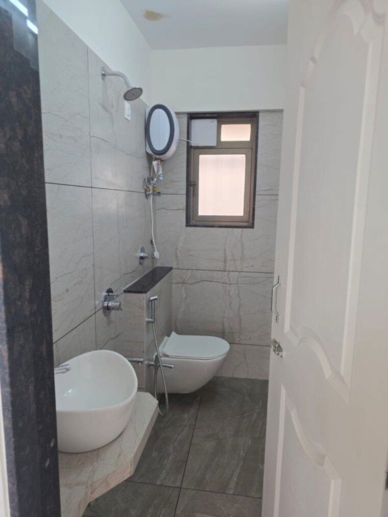 Bathroom, shreeji-bkc-crown 1 Bedroom 452 Sq.Ft. Apartment In Kurla West Mumbai 10709996