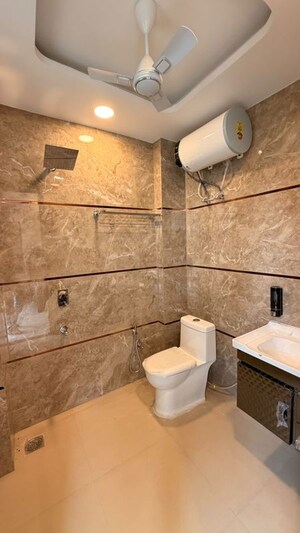 Furnished Amenities in 2 BHK Builder Floor at Sector 40 – for Rent