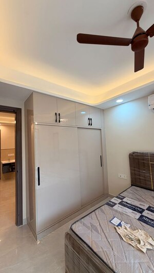 Kitchen in 2 BHK Builder Floor at Sector 40 – for Rent