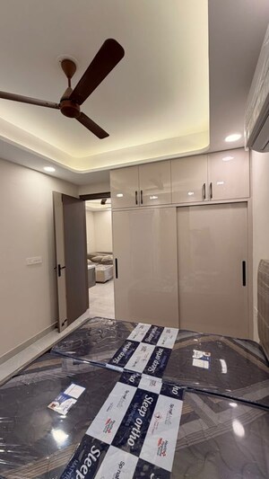 Kitchen in 2 BHK Builder Floor at Sector 40 – for Rent