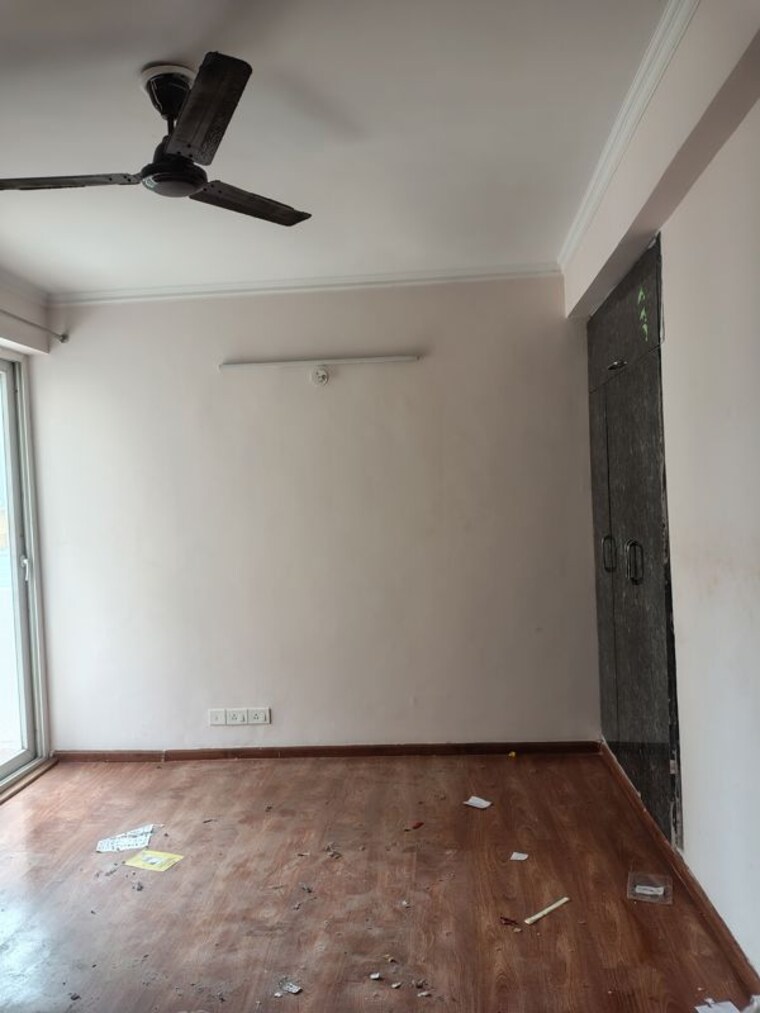 Bedroom, amrapali-leisure-park 3 Bedroom 1145 Sq.Ft. Apartment In Amrapali Leisure Valley Greater Noida 10710005