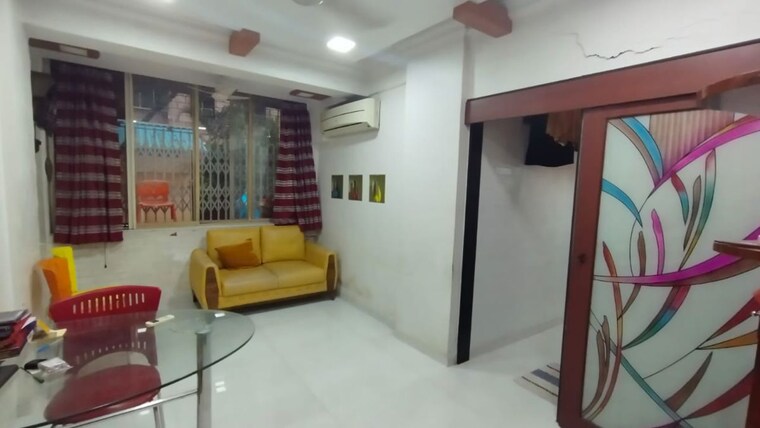 Living Room, riddhi-gardens-chs 3 Bedroom 1050 Sq.Ft. Apartment In Malad East Mumbai 10710015