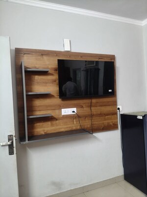 Furnished Amenities in 1 RK Independent House at SS 100, Sector 49 – for Rent