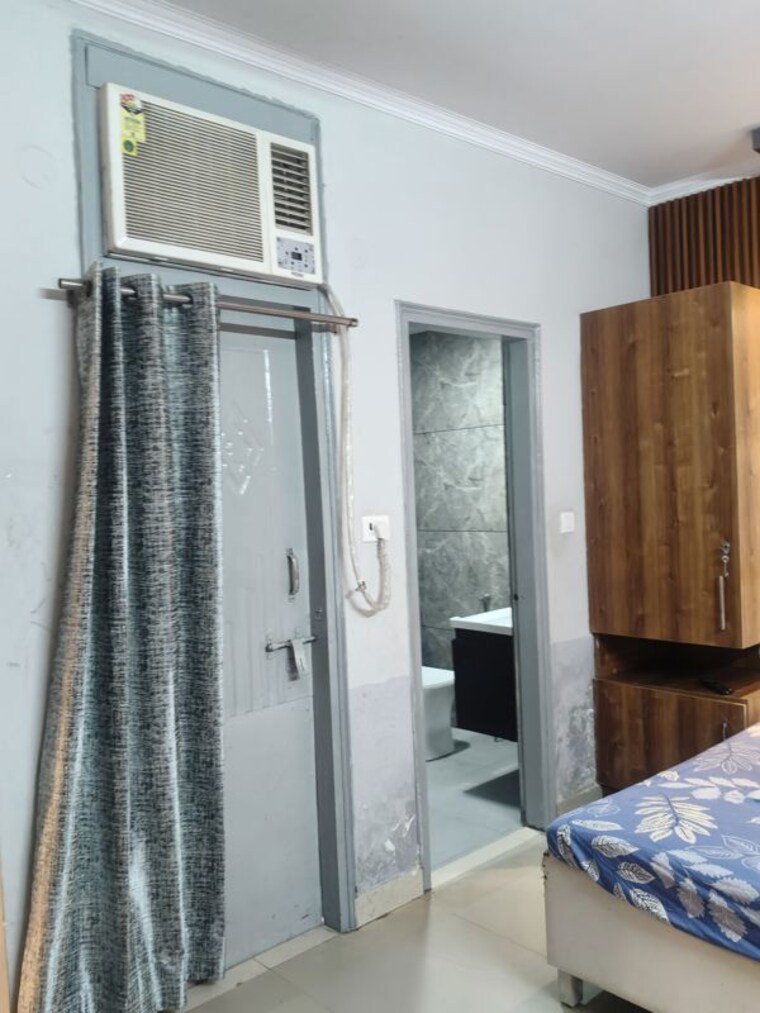 undefined, ss-100 1 RK 400 Sq.Ft. Independent House In Sector 49 Gurgaon 10710011