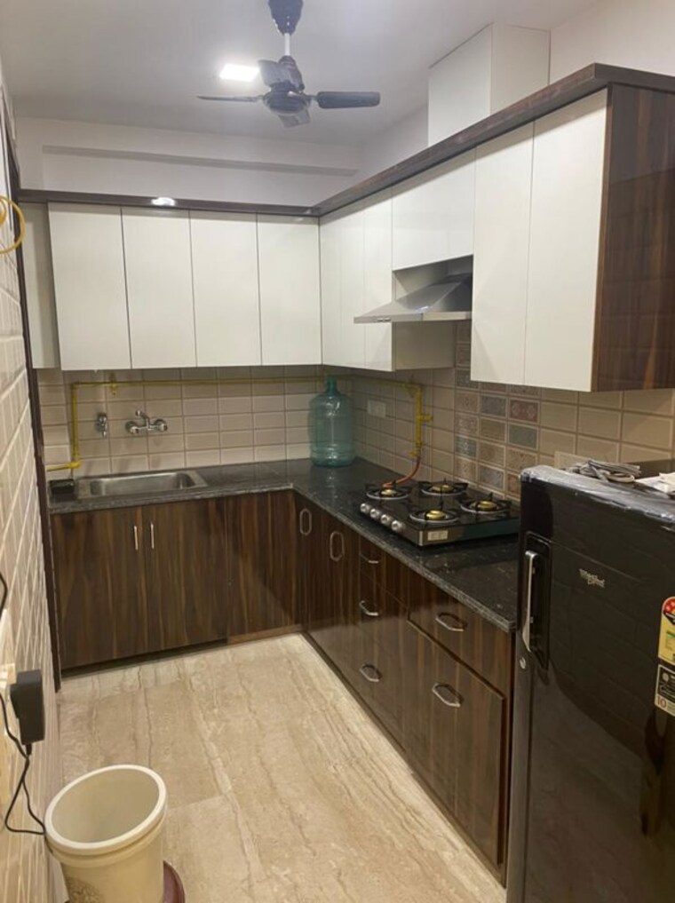 Kitchen, lajpat nagar i 2 Bedroom 900 Sq.Ft. Builder Floor In Lajpat Nagar I Delhi 10710021